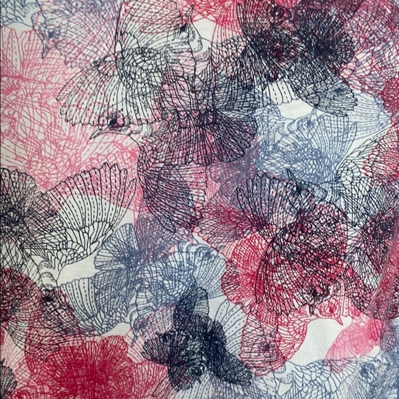 Bench workout top - Picture 2 of 7